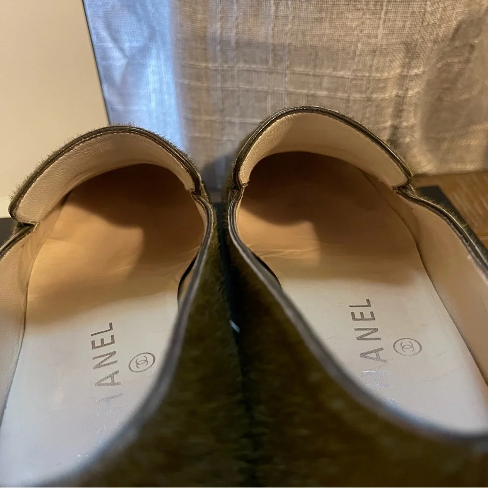 CHANEL Moss Green Loafers - Picture 7 of 9